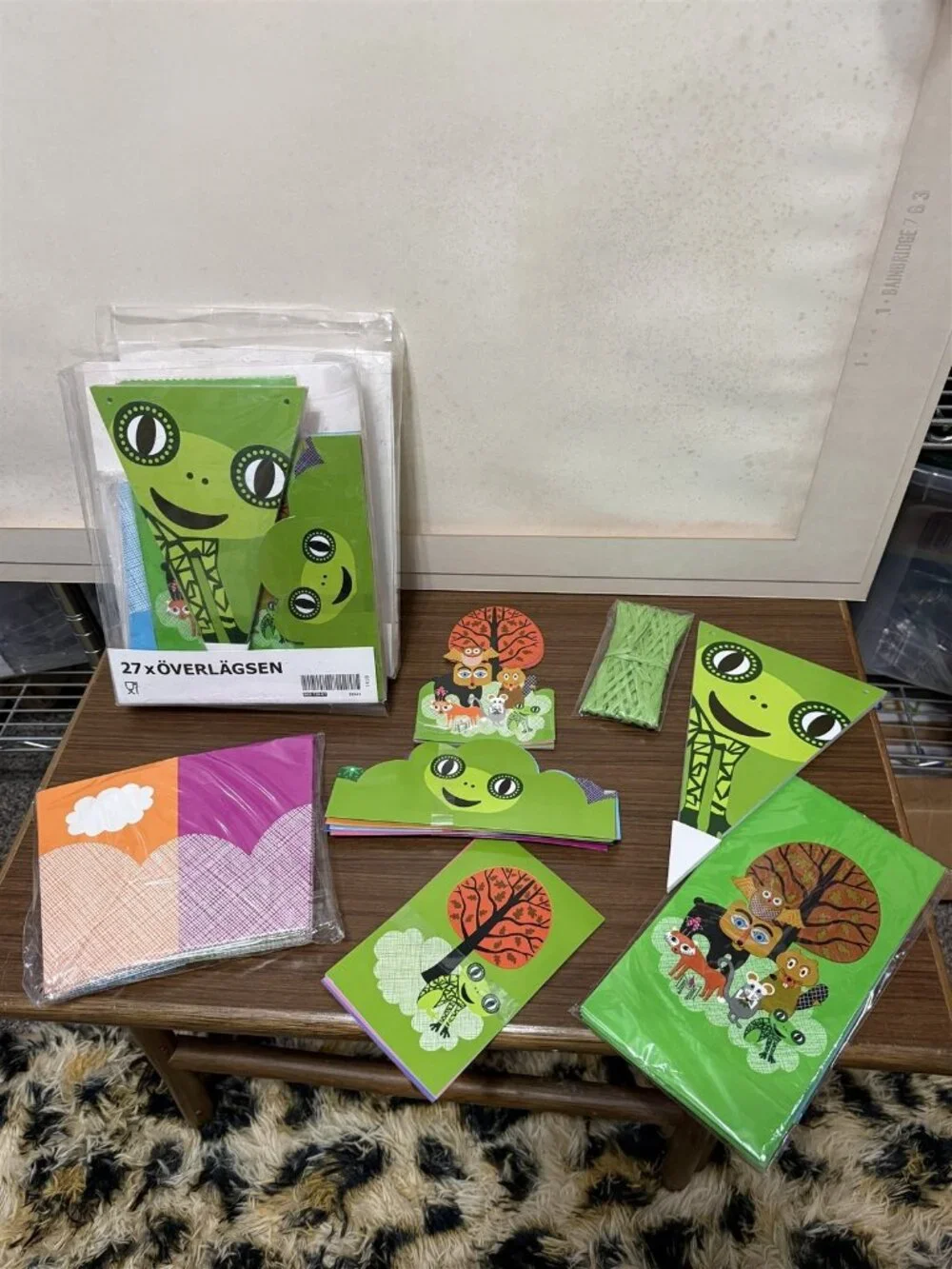 Ikea Overlagsen 27 Piece Party Set New Animal Hats Bags Garland Invites Set Of 2